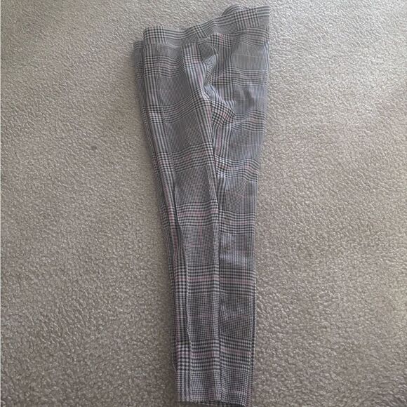 Old Navy Gray Dress Pants Classic Style - Picture 2 of 4